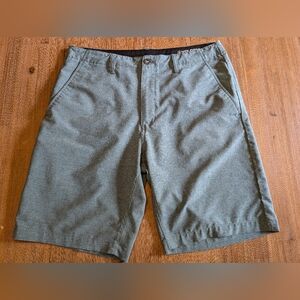 VOLCOM Surf N' Turf Hybrid Shorts in light green, size 34